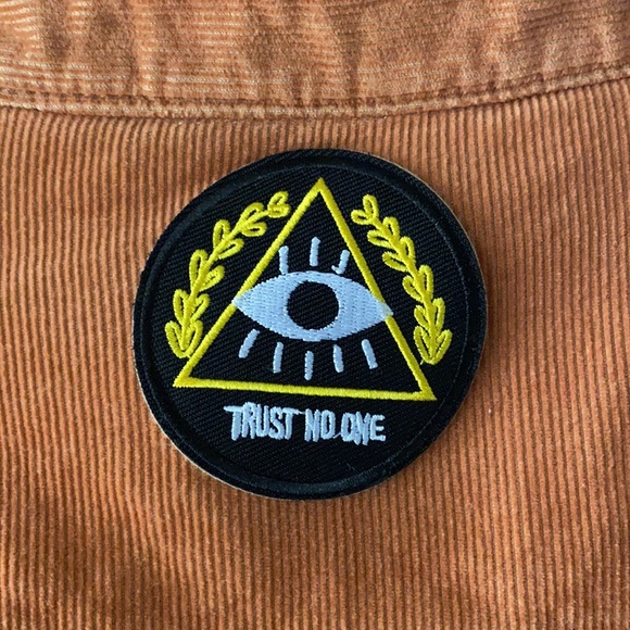 Upcycled Corduroy patched jacket - Picture 5 of 7